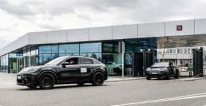 porsche macan listrik