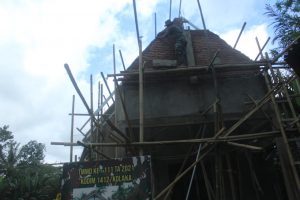 bangun gereja koltim