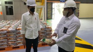 presiden tinjau bulog