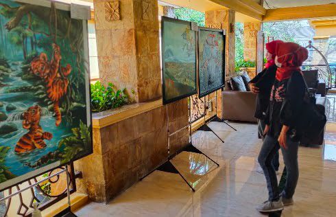 Sambut Ulang Tahun Kota Kediri, Puluhan Seniman Lukis Pamerkan Karyanya di Lotus Garden Hotel 20 Fitriart