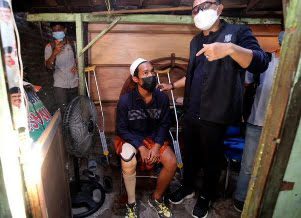 Pemkot Surabaya Beri Gratis Kaki Palsu Penyandang Disabilitas 20 kaki palsu