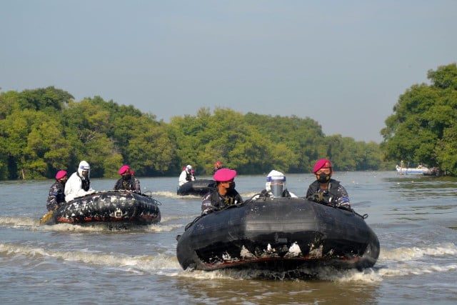 Bagai Perang Yonif 1 Marinir TNI AL Laksanakan Program Serbuan Vaksin Covid-19 20 serbuan vaksin marinir