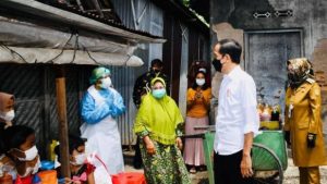 Presiden vaksin Joko widodo