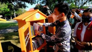 Gibran baca