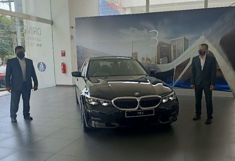 New BMW 320i Dynamic, Kombinasi Tampilan dan Teknologi Terbaru Hadir di Surabaya 20 IMG20211022142758 copy 782x534 1