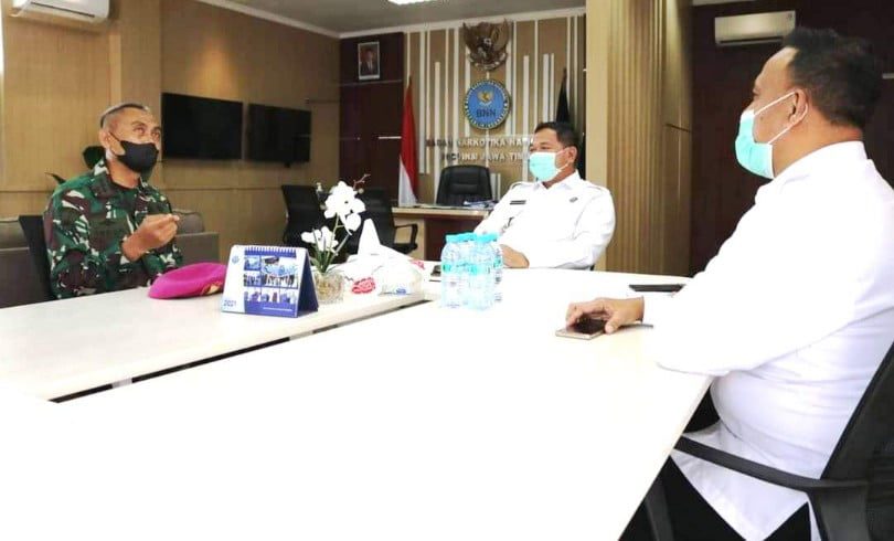 Bangun Sinergitas Asintel Danpasmar 2 Kunjungi BNN Jatim 20 marinir BNN