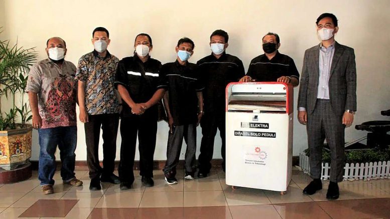 tempat sampah pintar solo