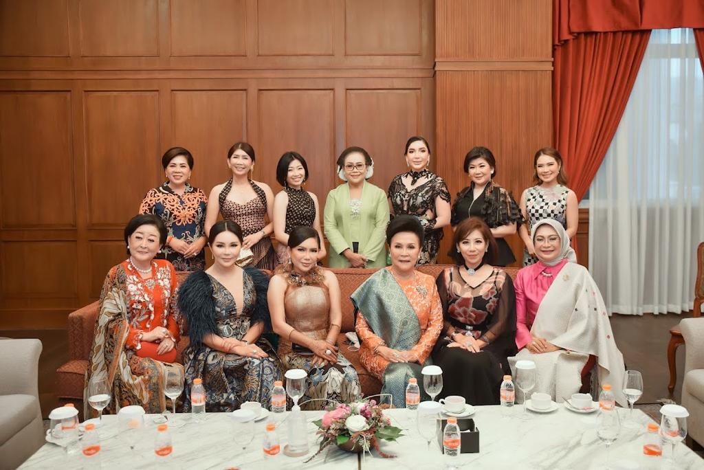Terpilih Jadi Wanita Panutan 2021, Uci Flowdea: Wanita Indonesia Tetap Semangat dan Jadilah Inspirasi 21 IMG 20211101 WA0005