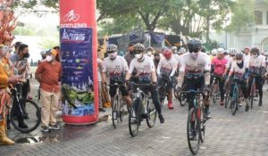 tour de Borobudur serie 1