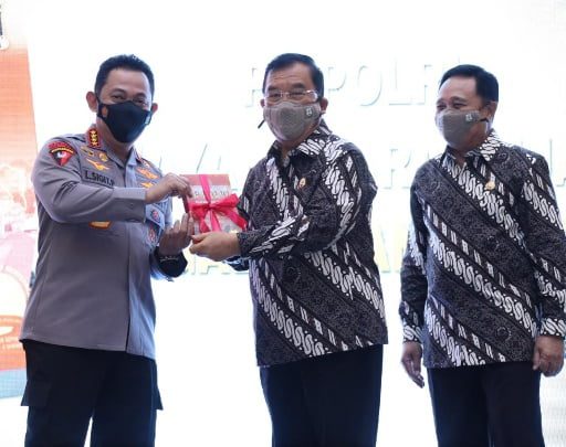Kapolri buku