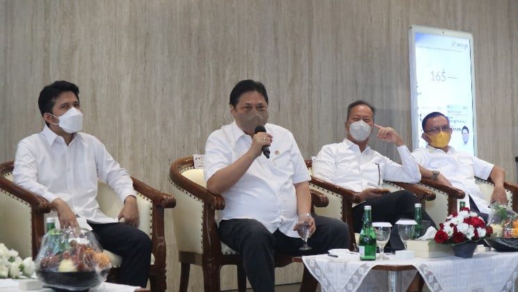Kunjungan Kerja di Surabaya, Menko Airlangga Sapa Alumni Kartu Prakerja 20