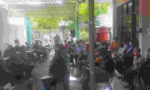 lansia simokerto disuntik