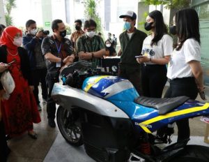 pameran dikti