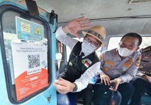 ridwan kamil angkot