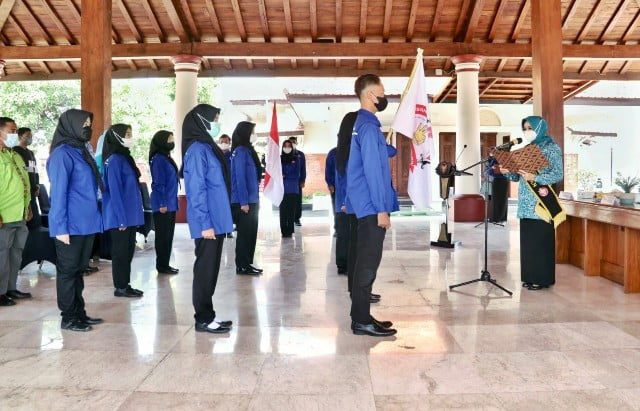 Bunda Fatma Kukuhkan Insan Genre Pusaka Kota Pasuruan, Songsong Indonesia Emas 20 Fatma lanting Genre