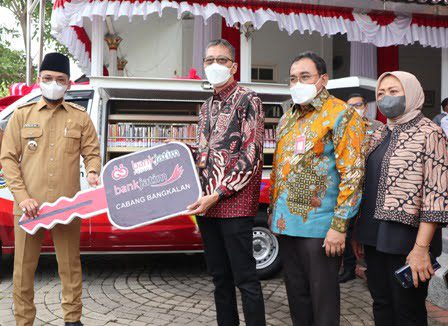 bank jatim csr