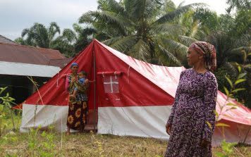 Mensos Risma Desain Tenda Keluarga bagi Penyintas Gempa Sumbar 20 tenda kemensos