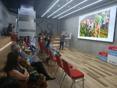 Rayakan HUT ke-18, Lions Club Surabaya Victoria Mengajak Kita Untuk Lebih Mencintai Bumi 21 Fredy H Istanto LCS Victoria