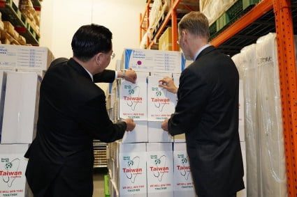 Taiwan menyumbankan masker medis untuk Amerika
