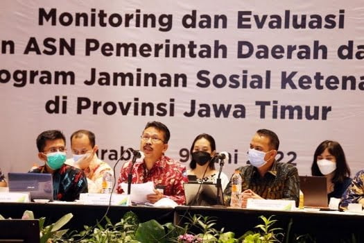 Kemendagri Dorong Pemda se-Jatim Anggarkan Jamsostek Bagi Seluruh Pekerja Non ASN 20 ASN Jamsostek