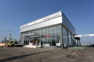 Showroom PT. Esa Sagara Autotara 696x464 1