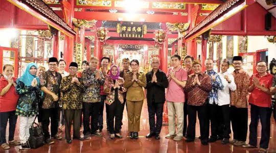 Ning Ita Ajak Wali Kota Singkawang Wisata Sejarah dan Budaya 20 ning Ita singkawang