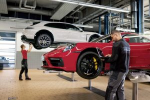 porsche bengkel