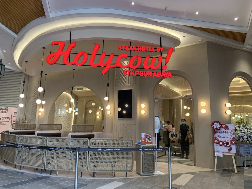 Steak Hotel by HOLYCOW Hadir Kembali di Surabaya 20 Hollycow Trans Icon