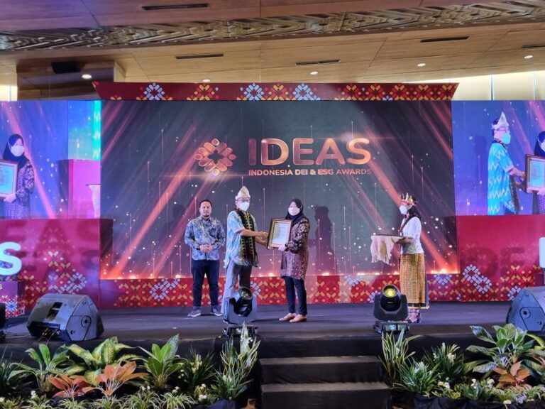 Dirut Jasa Marga Raih Penghargaan Pemimpin Terpopuler Di Media Online Versi IDEAS 2022 20 IMG 20220810 WA0007 768x576 1