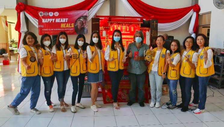 Bakti Sosial Lions Club Victoria di Griya Lanjut Usia Santo Yosef Surabaya 20 LCV01 01
