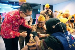 Pak Andreas dengan Veteran