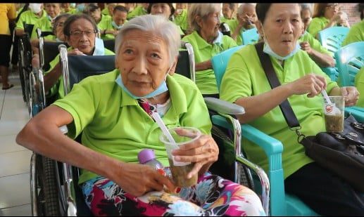Bakti Sosial Lions Club Victoria di Griya Lanjut Usia Santo Yosef Surabaya 22 Screenshot 2022 08 22 05 24 58