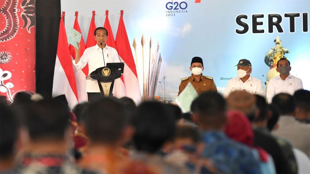 jokowi sertifikat