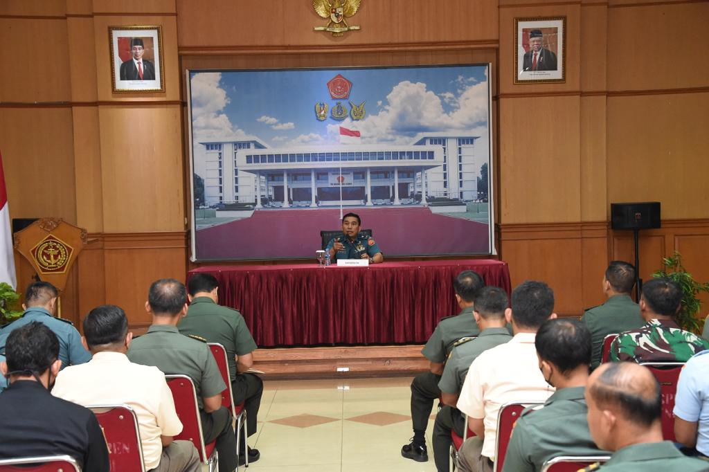Awali Tugas, Kapuspen TNI Laksanakan Entry Briefing Kepada Anggota Puspen 20 IMG 20220914 WA0053