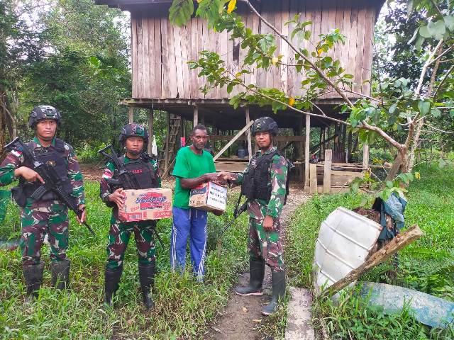 baksos TNI di Papua