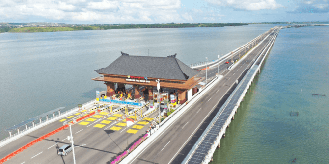 dukung presidensi g20 indonesia 2022 plts di jalan tol bali mandara resmi beroperasi
