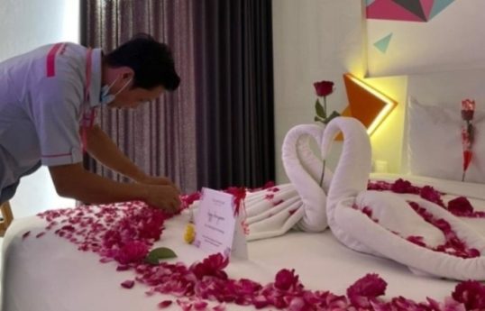 Habiskan Bulan Madu Spesial di Favehotel Madiun 20 fsave madiun bulan madu