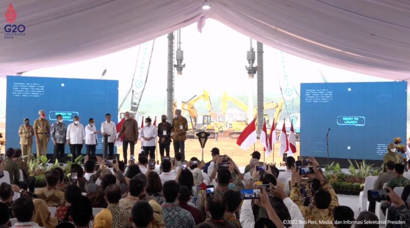 jokowi gb pabrik pipa