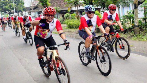 pdip jatim 221126 banteng fondo