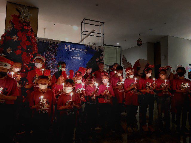 "Aku Ingin Bahagia“, Harapan Di Hari Natal dari Swissbelinn Airport Surabaya 20 Swiss