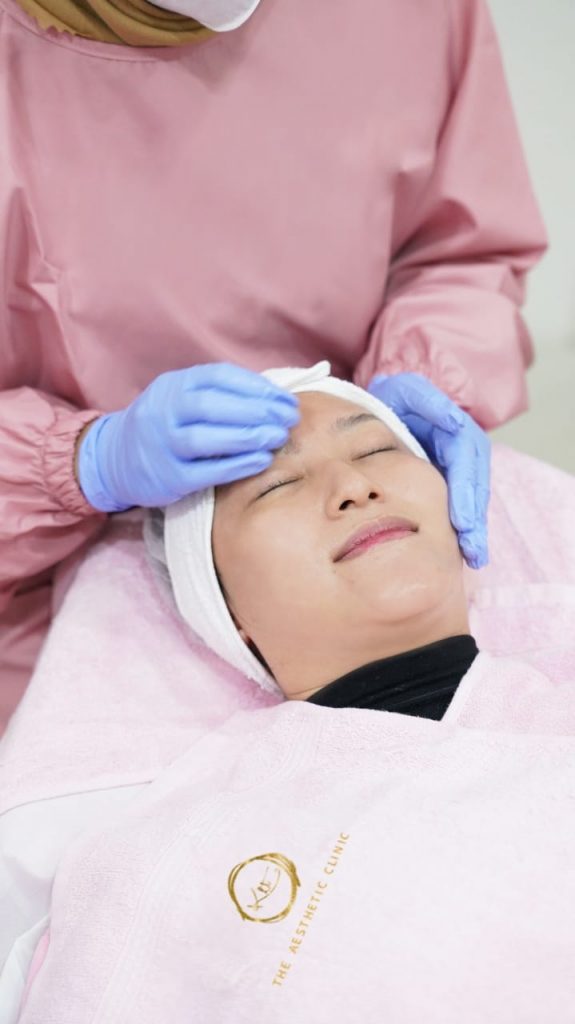 KLT Tawarkan Kulit Tubuh dan Wajah Glowing Jelang Natal dan Tahun Baru 20 klt skin