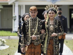 momen kaesang erina salami tamu undangan 2 43