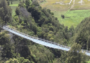 jembatan kaca bromo