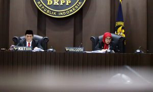 DKPP Sidang Kode Etik Panwas Dery Ridwansah 4 750x450 1