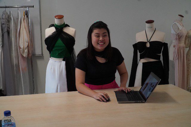 Mahasiswa Textile and Fashion Design PCU Tampilkan Karya Digital Fashion 20 IMG 20230203