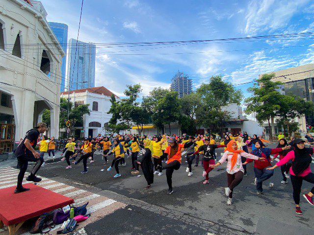 Memperingati World Cancer Day, Hotel88 Embong Malang Ajak Senam Sehat Bersama 20 IMG 20230219