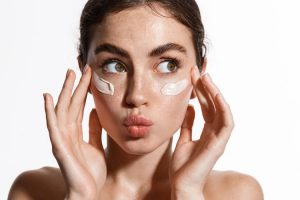 ilustrasi perawatan wajah