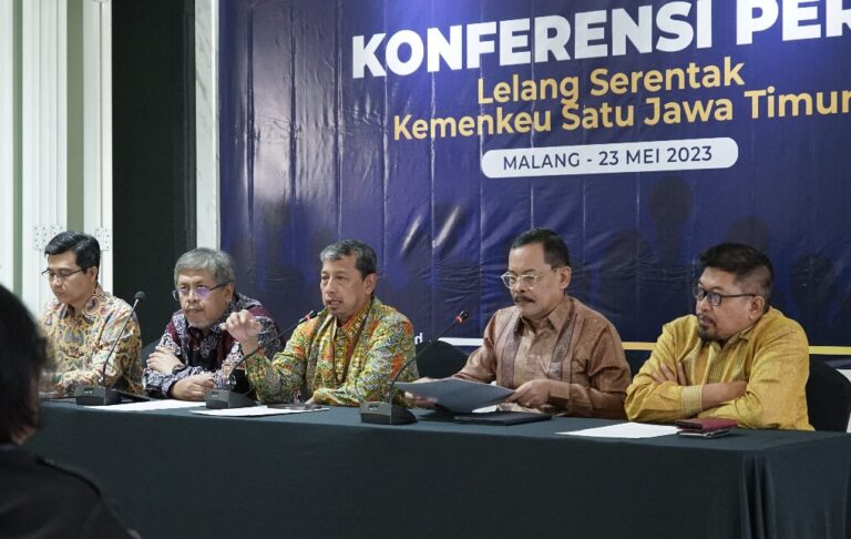 DJP Jatim 1 Ikuti Lelang Serentak Kemenkeu 20 DSC00053 copy 1017x643 768x486 1