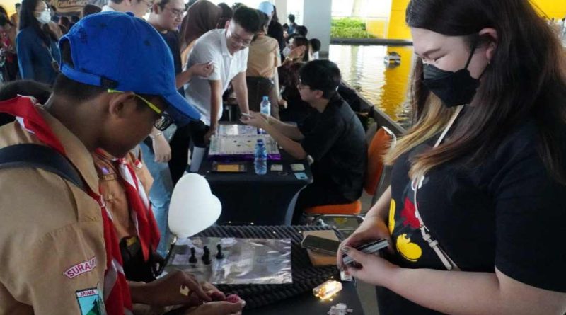 Lestarikan Dolanan Tradisional Mahasiswa PCU & Kampoeng Dolanan Surabaya Gelar Festival Mandaka 2023 20 c1 20230520 06114038 800x445 1