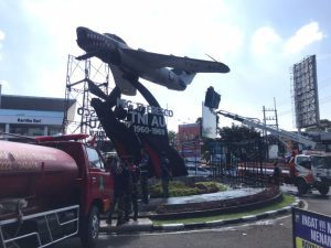 monumen pesawat